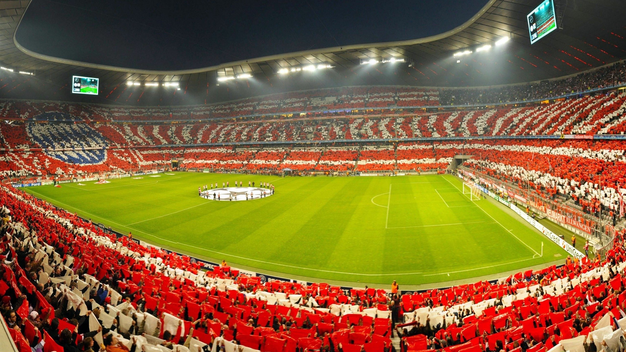 YY易游体育官网|转会市场风云再起，豪门争抢新星，天价合约刷新纪录