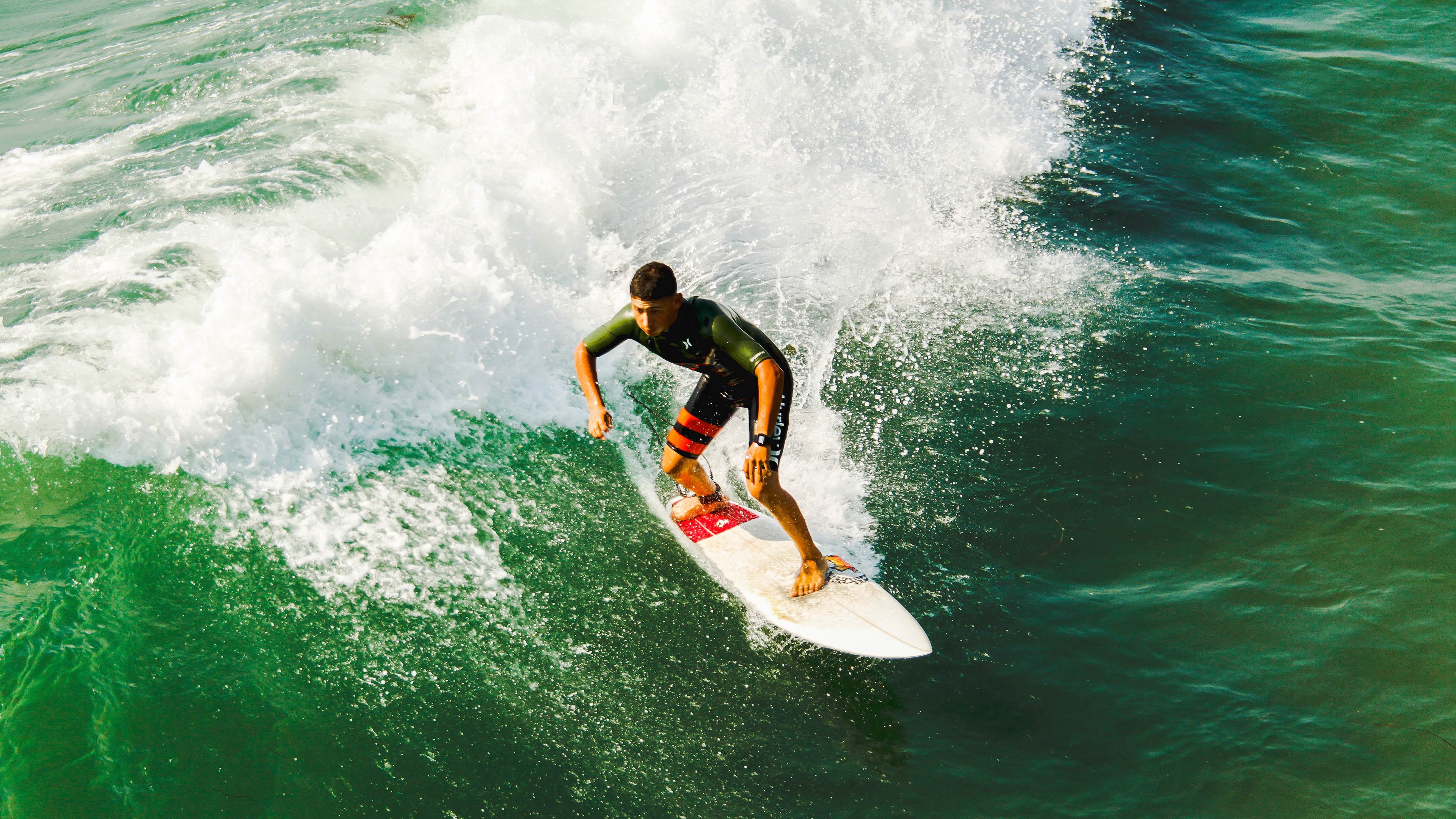 YY易游体育官网|中国体育产业迎来黄金发展期，政策与市场双轮驱动